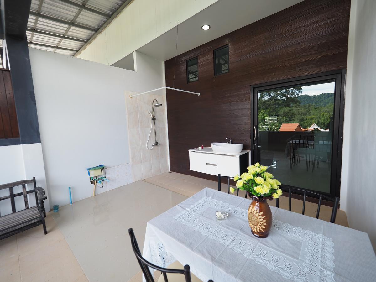 Poonsap Apartment Ban Ai Dao Bagian luar foto